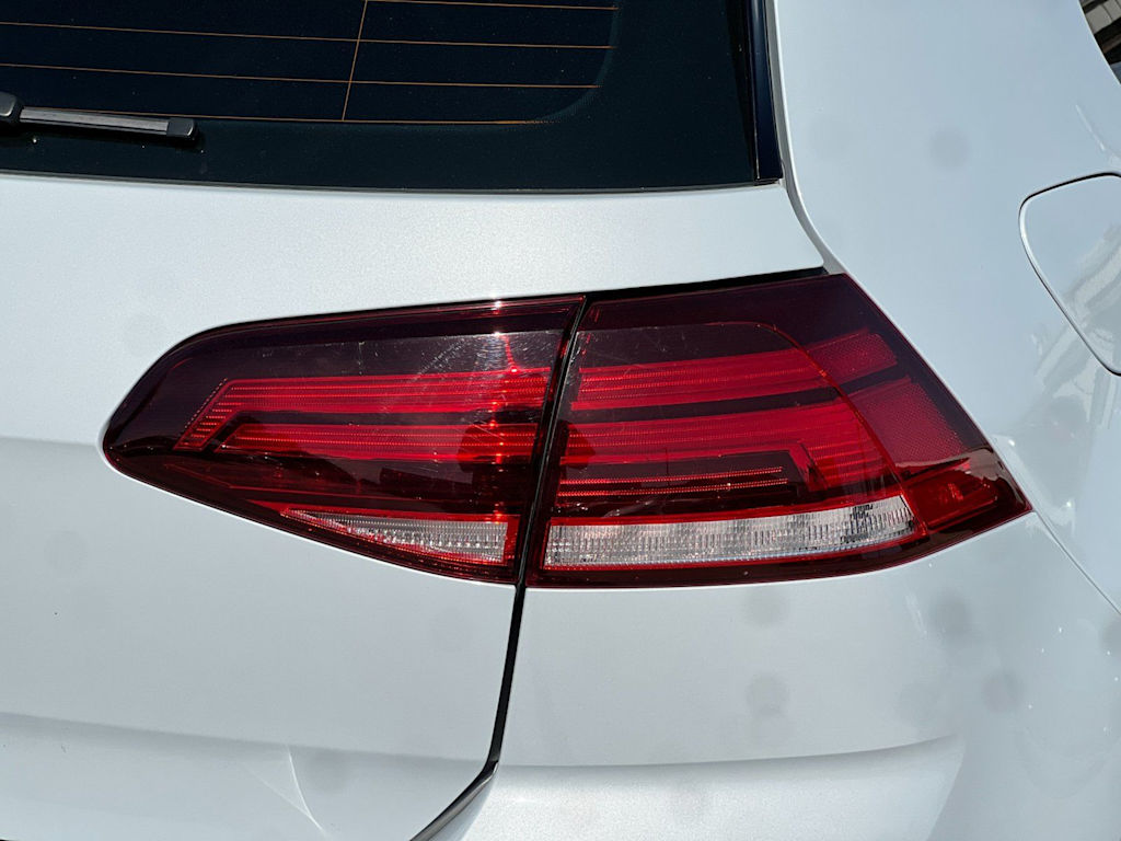 Thumbnail: 2019 Volkswagen Golf - 29