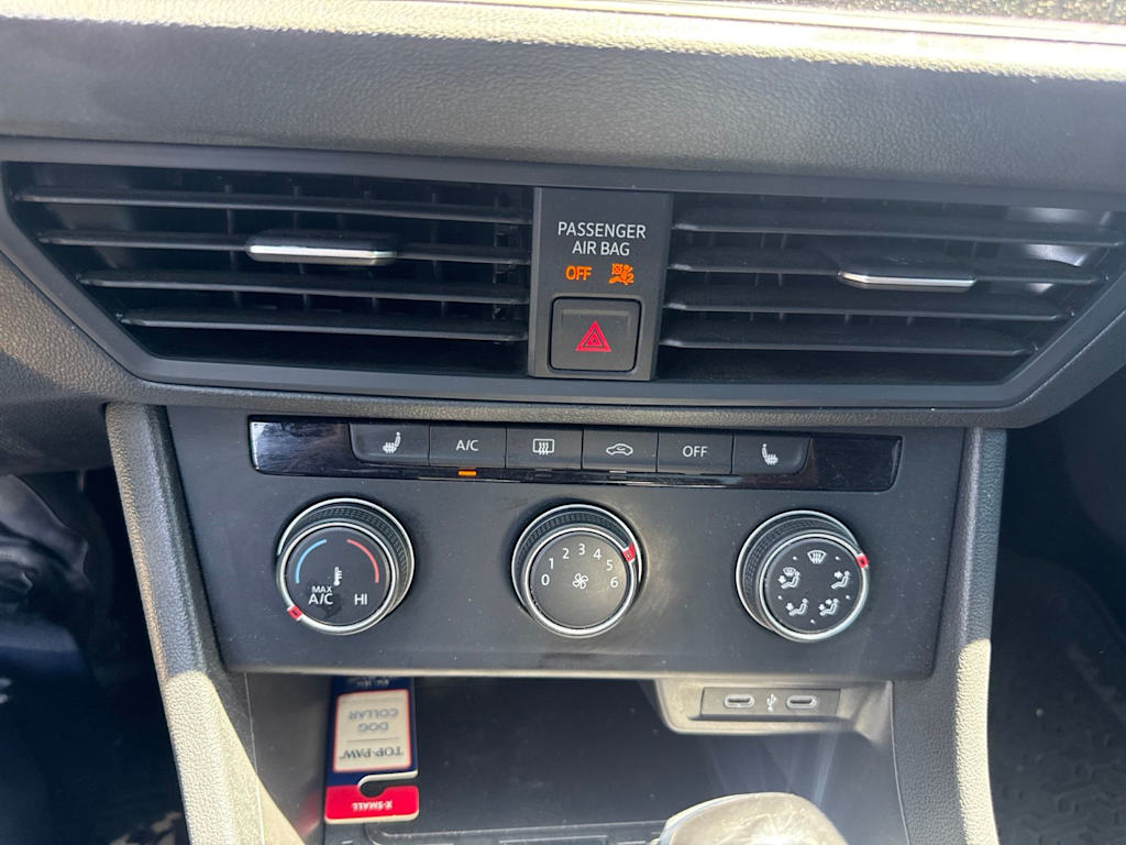 Thumbnail: 2024 Volkswagen Jetta - 22