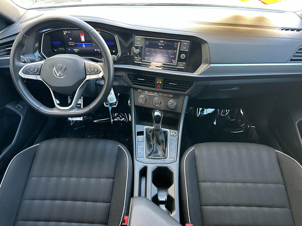 Thumbnail: 2024 Volkswagen Jetta - 2
