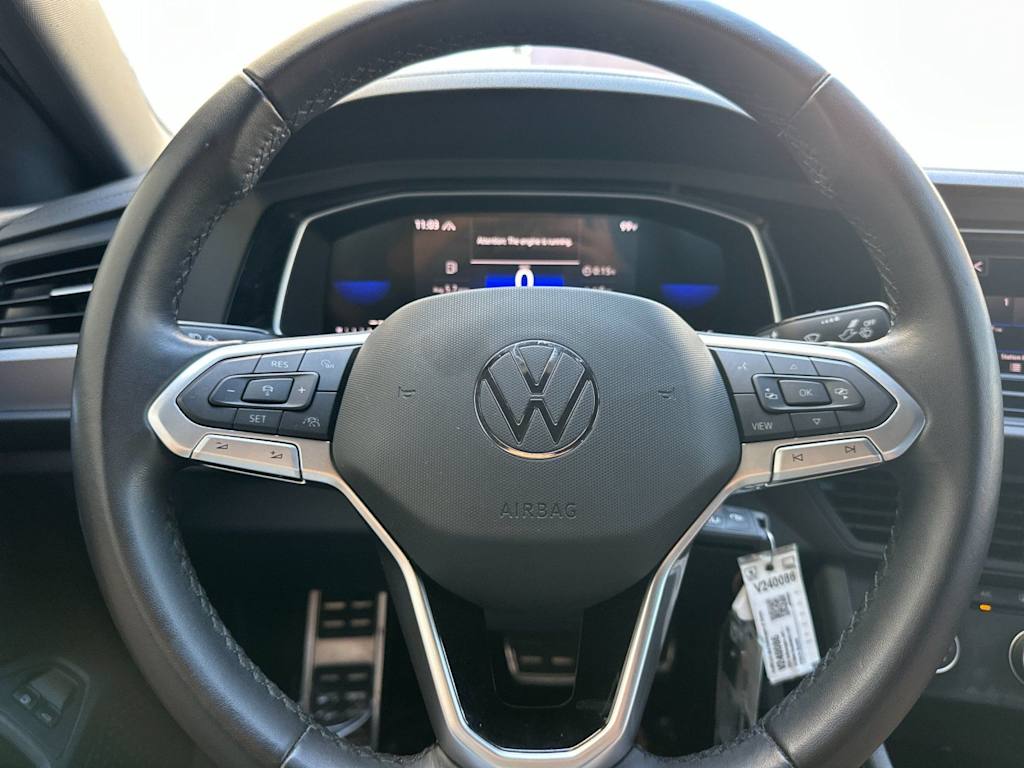 Thumbnail: 2024 Volkswagen Jetta - 26