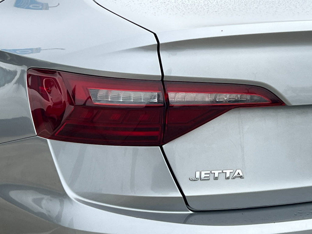 Thumbnail: 2021 Volkswagen Jetta - 28