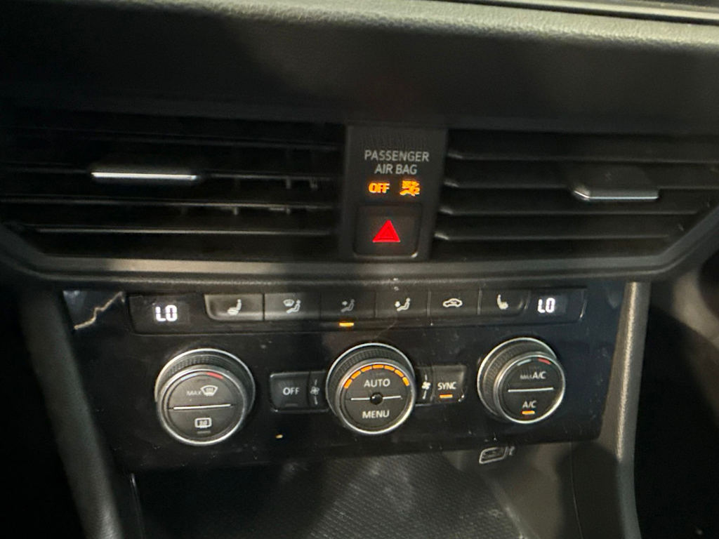 Thumbnail: 2019 Volkswagen Jetta - 27