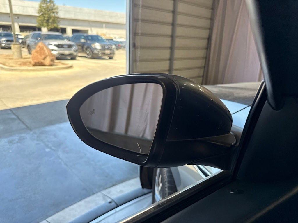 Thumbnail: 2019 Volkswagen Jetta - 22
