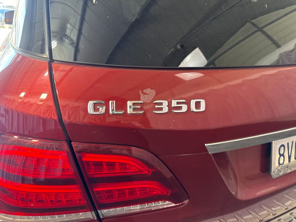 Thumbnail: 2016 Mercedes-Benz GLE - 7