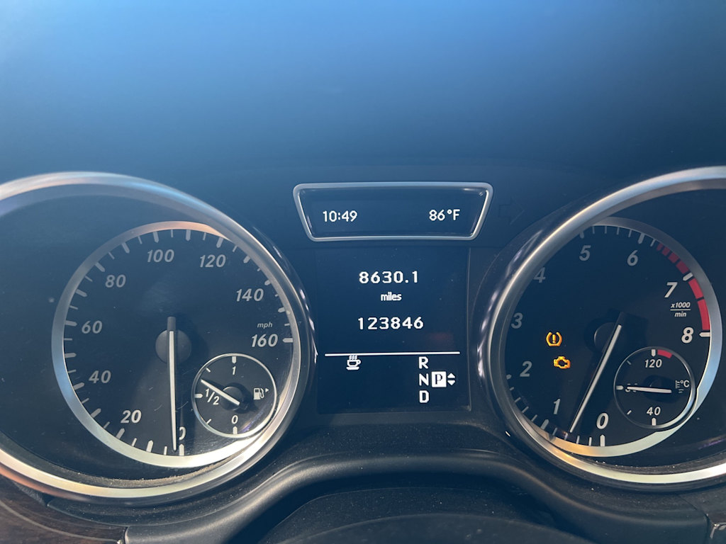 Thumbnail: 2012 Mercedes-Benz M-Class - 15