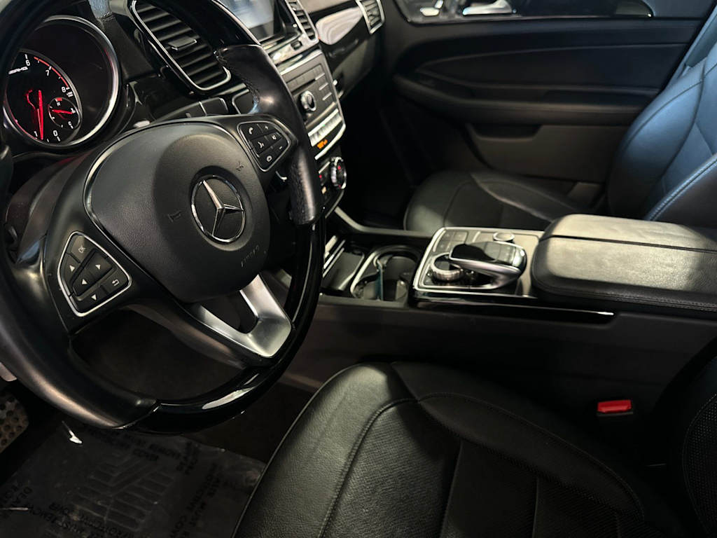 Thumbnail: 2018 Mercedes-Benz GLE - 9