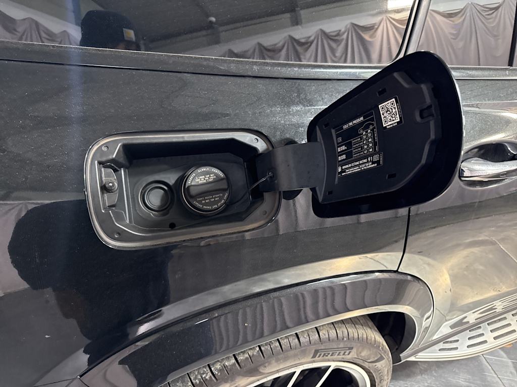 Thumbnail: 2022 Mercedes-Benz GLS - 16