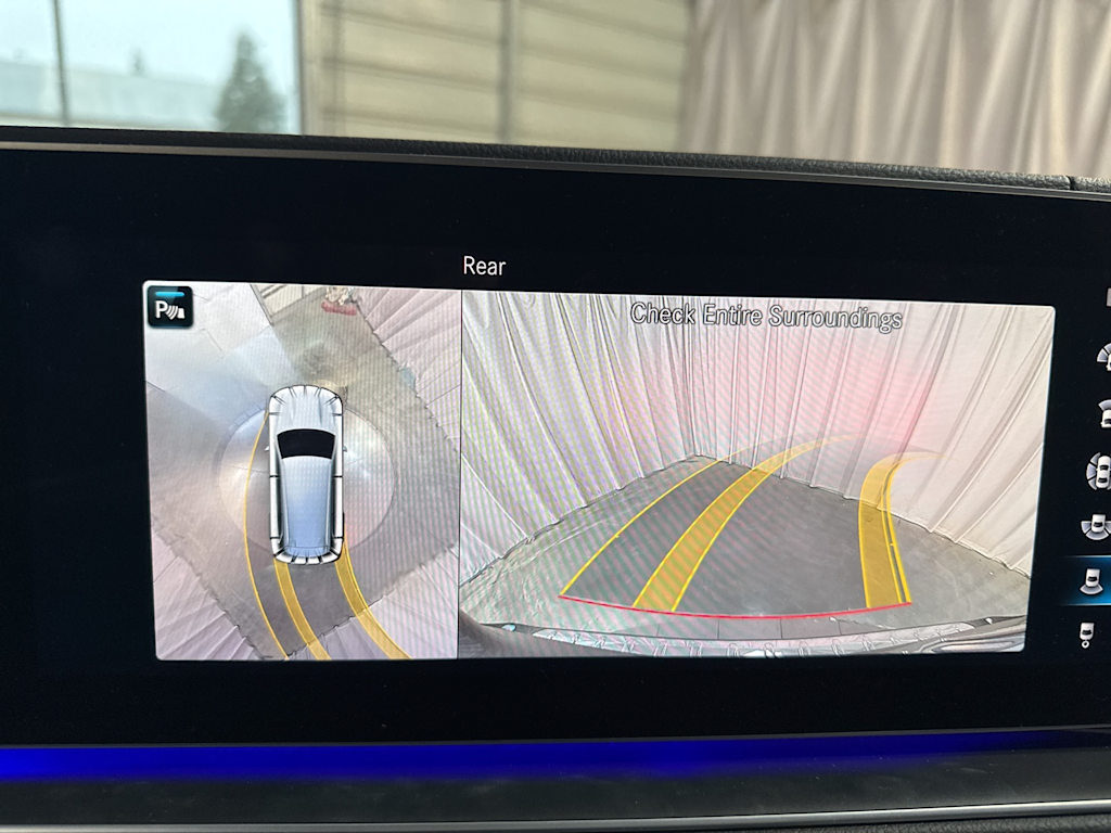 Thumbnail: 2022 Mercedes-Benz GLS - 21