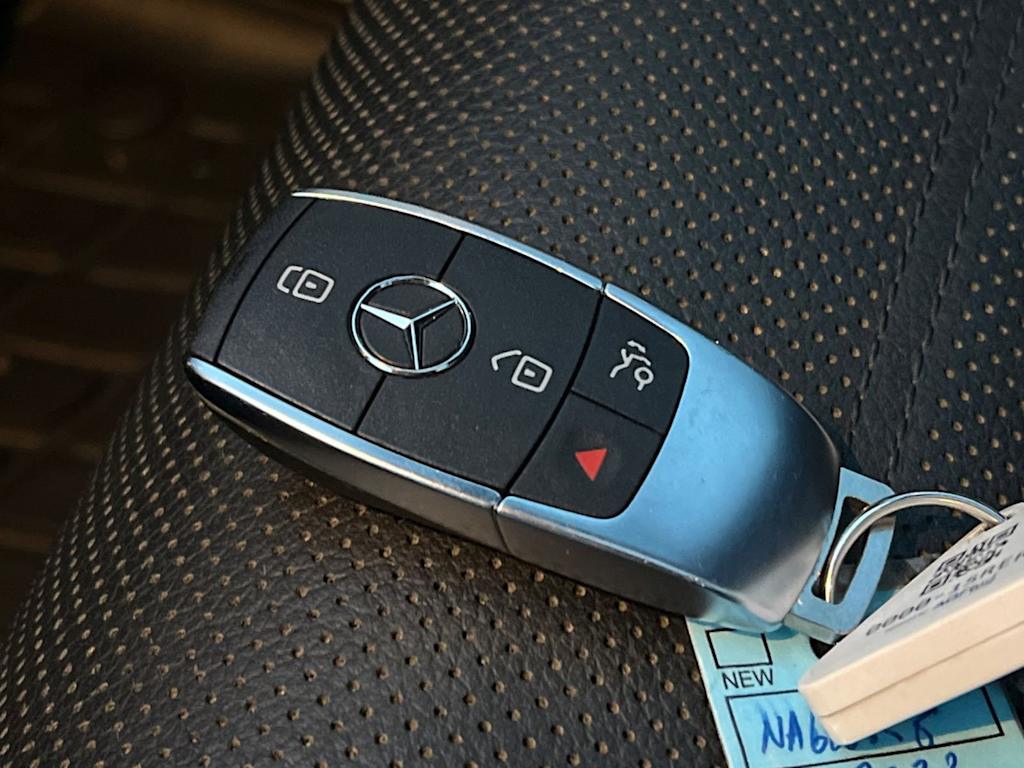 Thumbnail: 2022 Mercedes-Benz GLS - 15