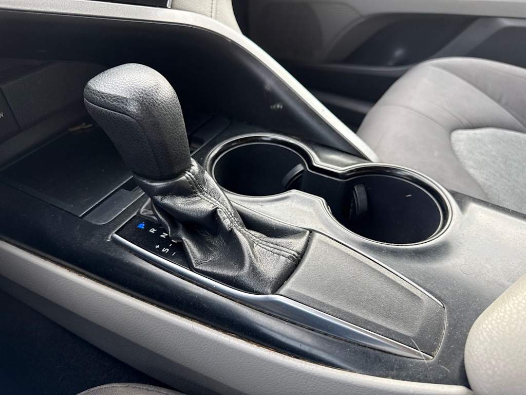 Thumbnail: 2018 Toyota Camry - 11