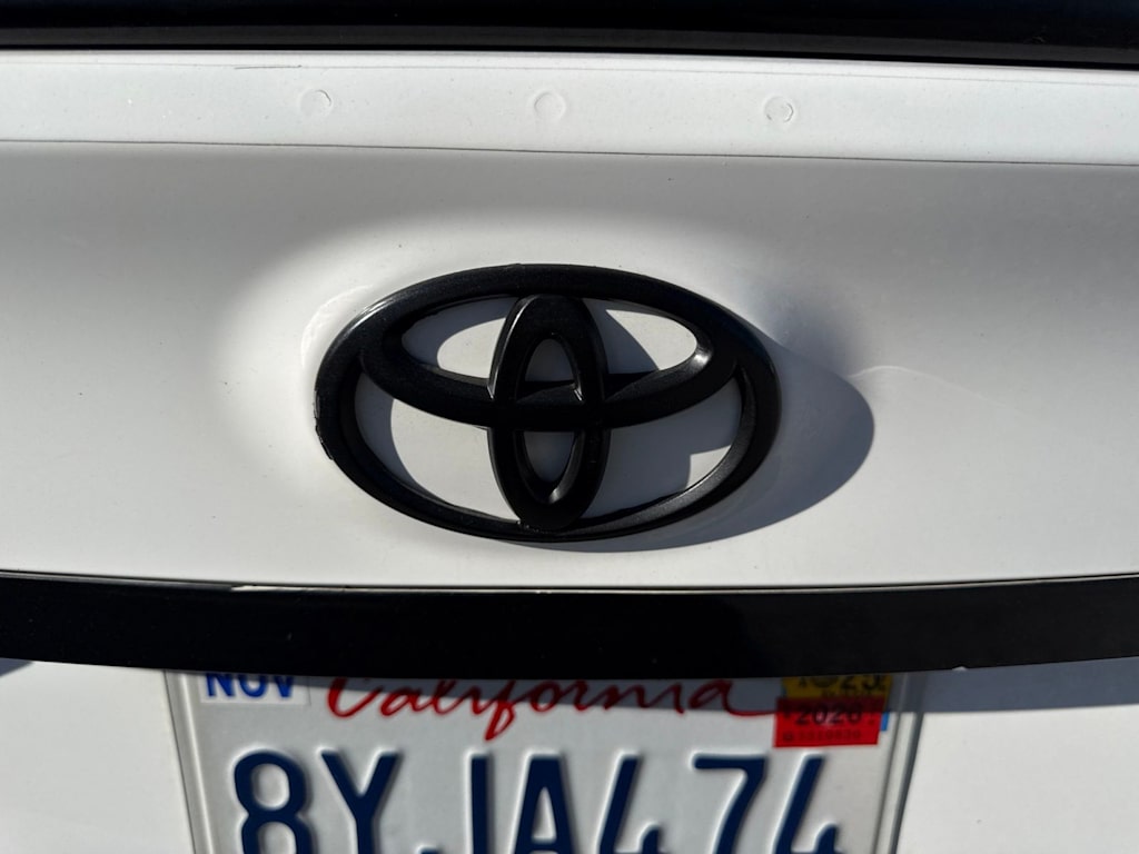 Thumbnail: 2019 Toyota Camry - 6