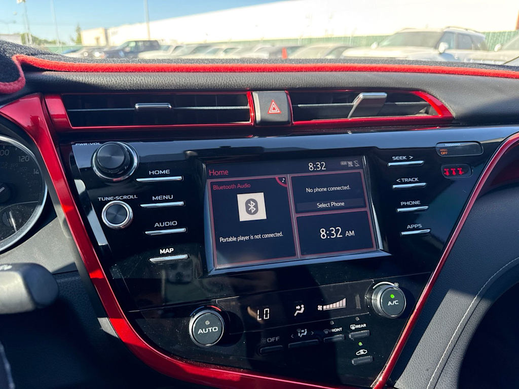 Thumbnail: 2019 Toyota Camry - 11