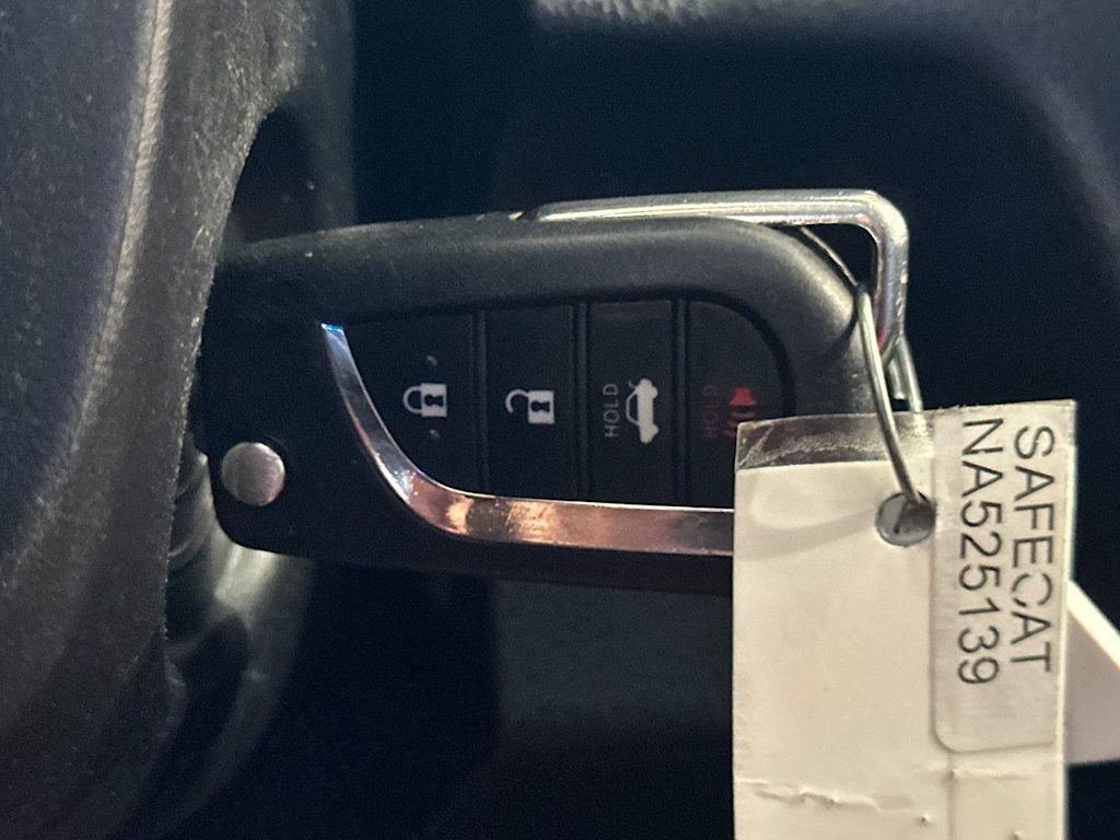 Thumbnail: 2019 Toyota Camry - 27