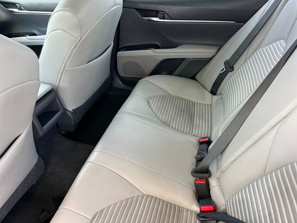 Thumbnail: 2018 Toyota Camry - 11