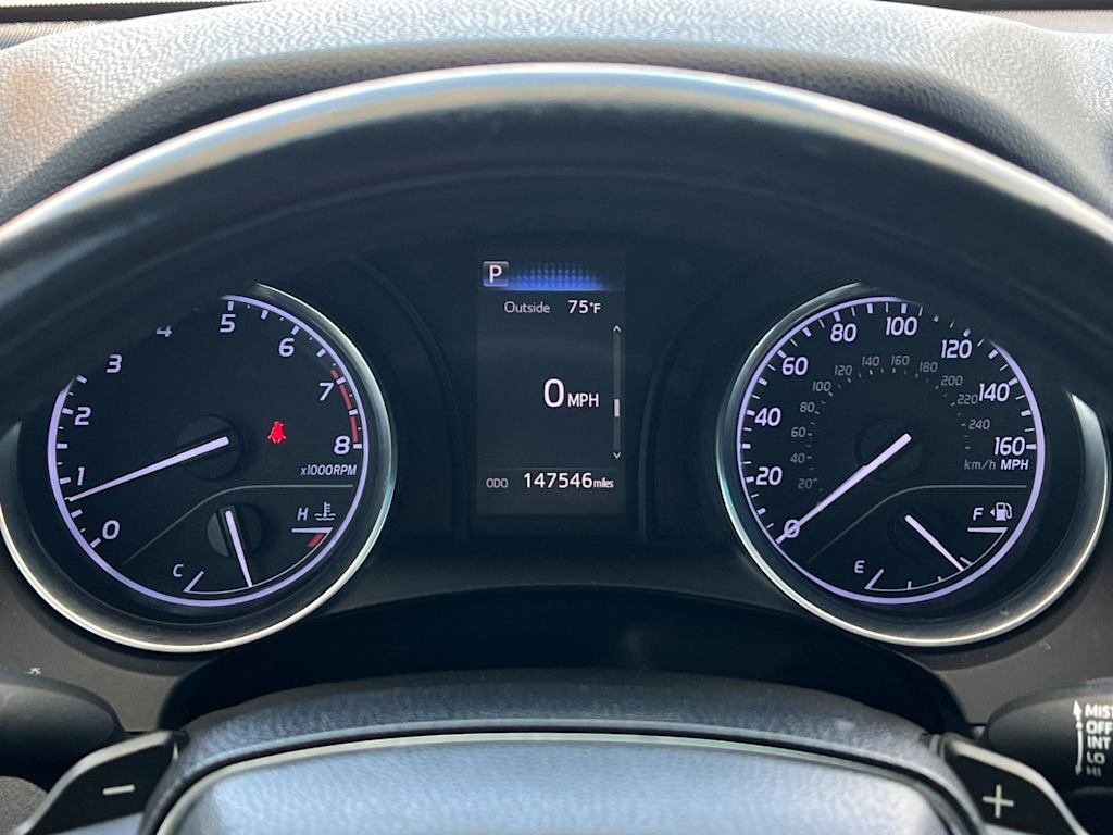 Thumbnail: 2018 Toyota Camry - 16