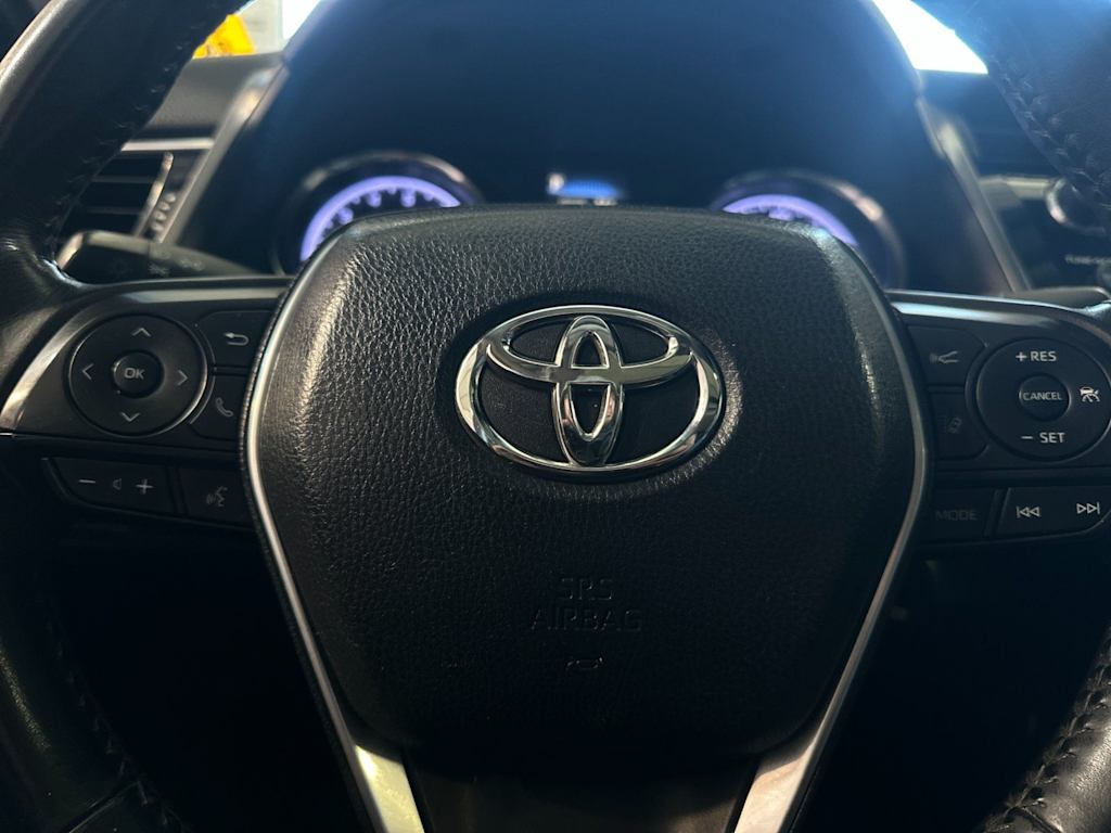 Thumbnail: 2018 Toyota Camry - 25