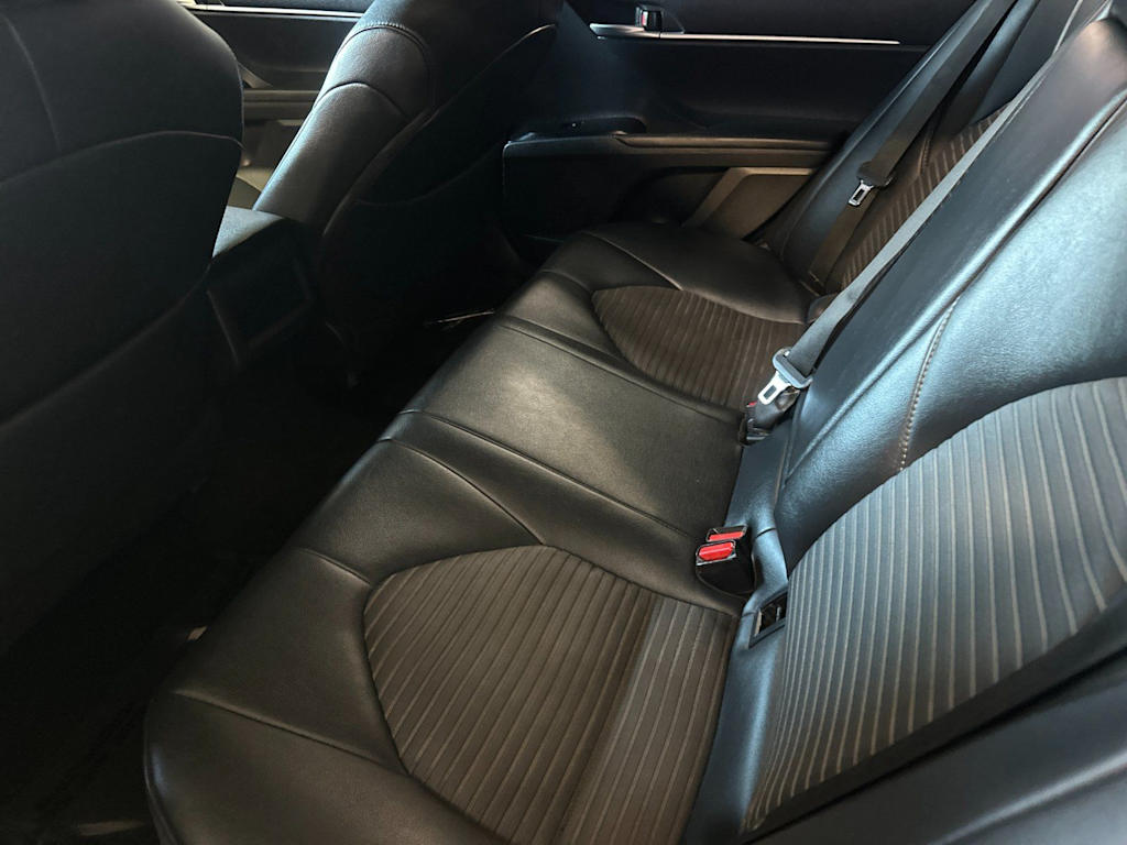 Thumbnail: 2018 Toyota Camry - 11