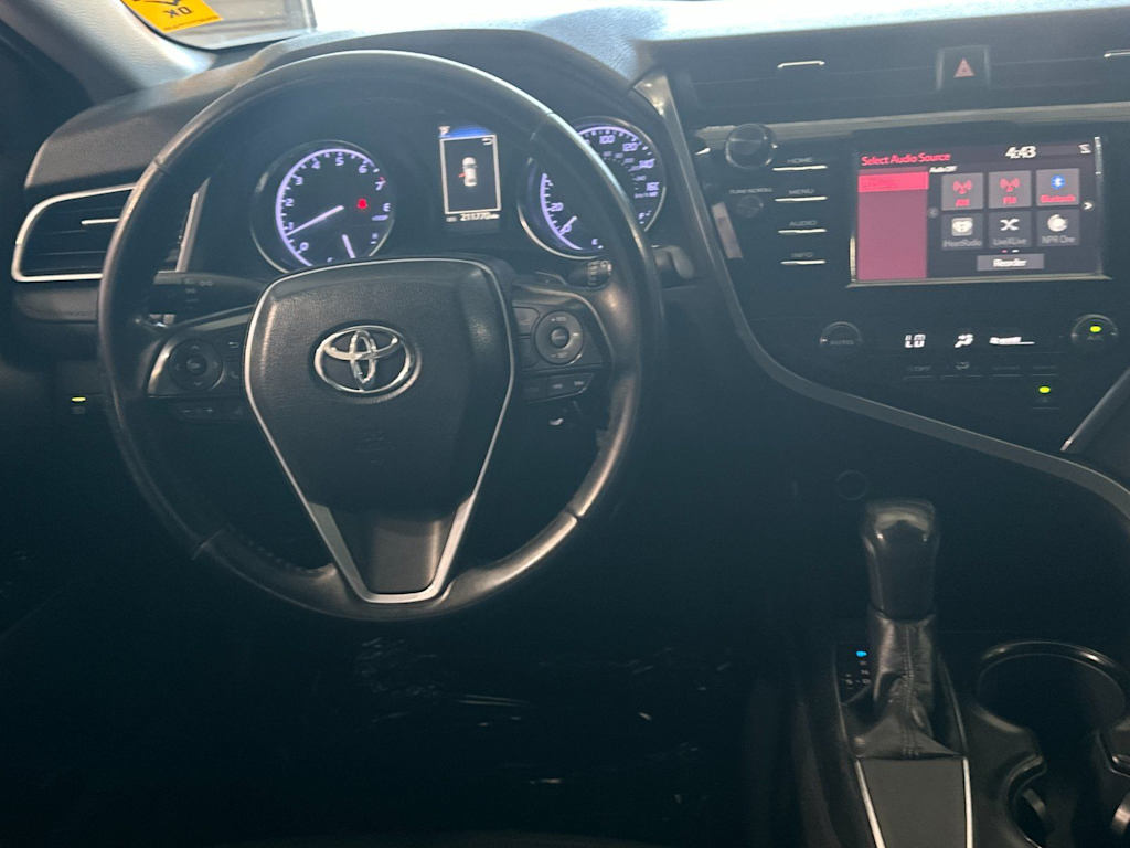 Thumbnail: 2018 Toyota Camry - 9