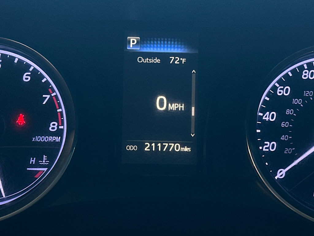 Thumbnail: 2018 Toyota Camry - 26