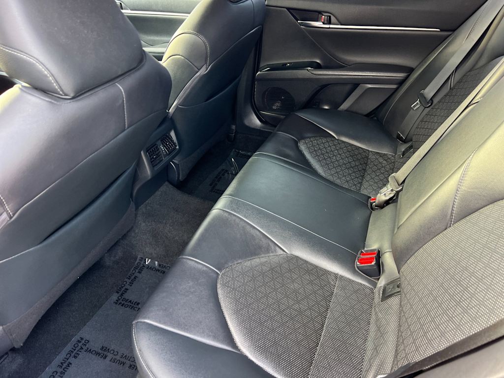 2019 Toyota Camry XSE 10