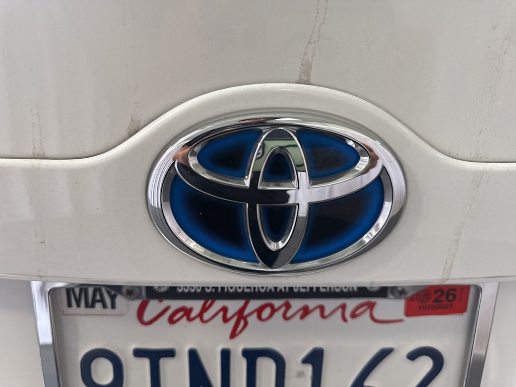Thumbnail: 2012 Toyota Camry - 20