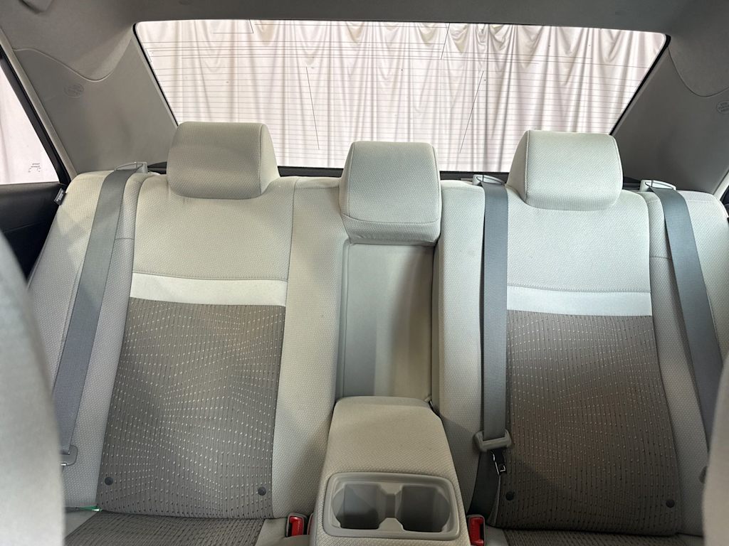 Thumbnail: 2012 Toyota Camry - 25