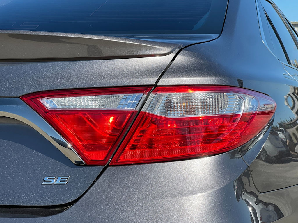 Thumbnail: 2016 Toyota Camry - 28