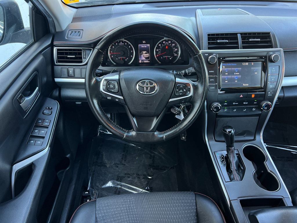 Thumbnail: 2015 Toyota Camry - 11