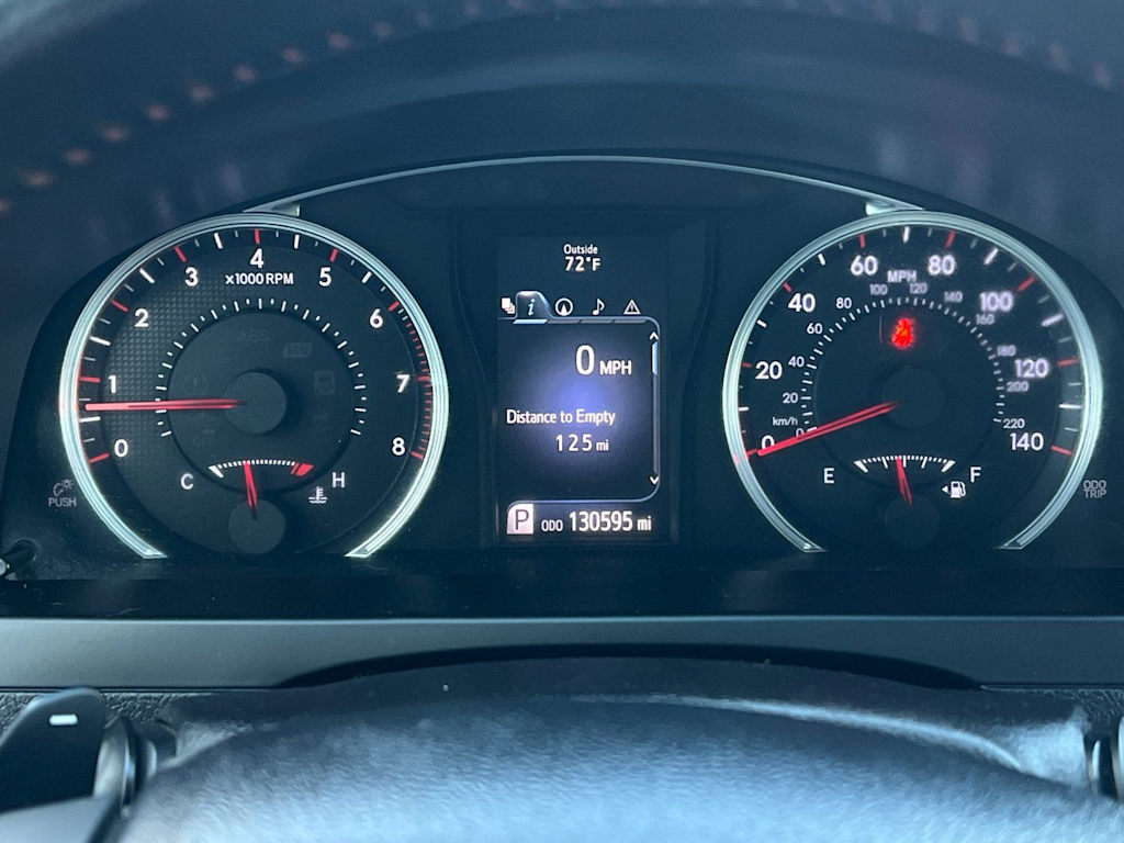 Thumbnail: 2015 Toyota Camry - 15