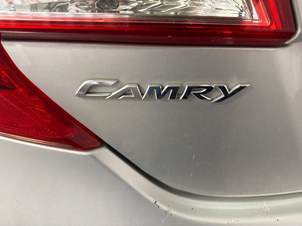 Thumbnail: 2014 Toyota Camry - 6