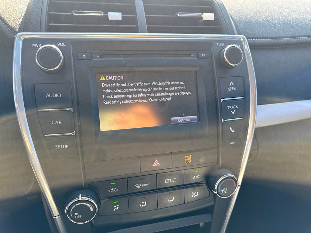 Thumbnail: 2015 Toyota Camry - 10