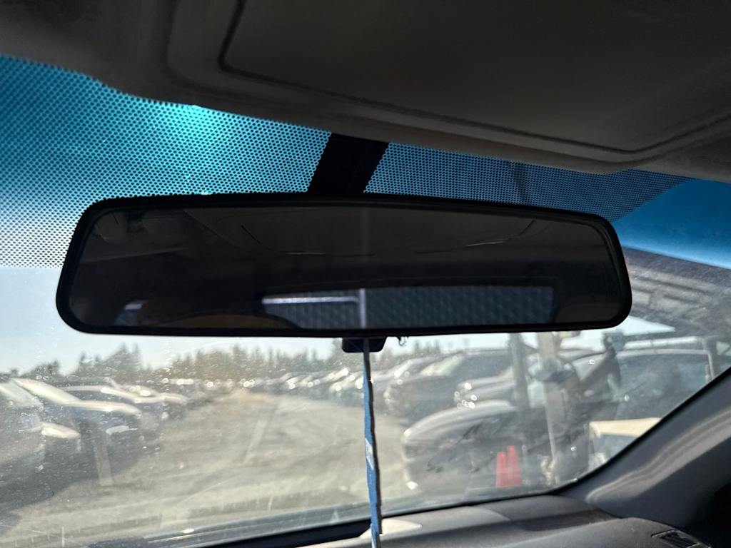 Thumbnail: 2015 Toyota Camry - 26