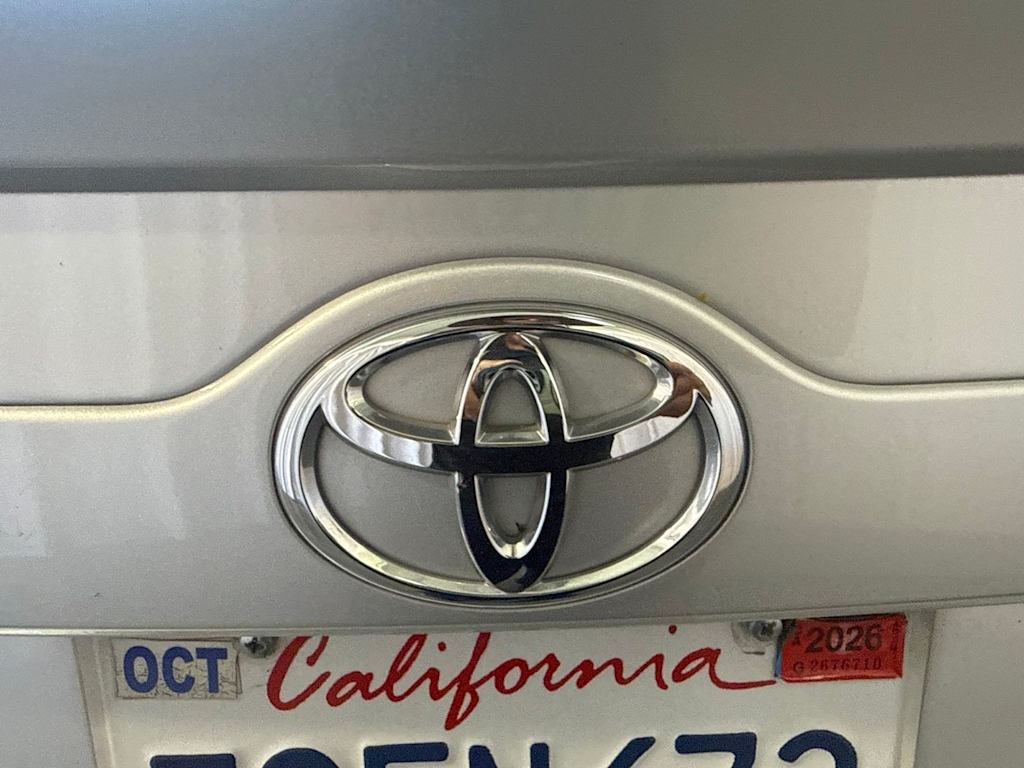 Thumbnail: 2013 Toyota Camry - 20