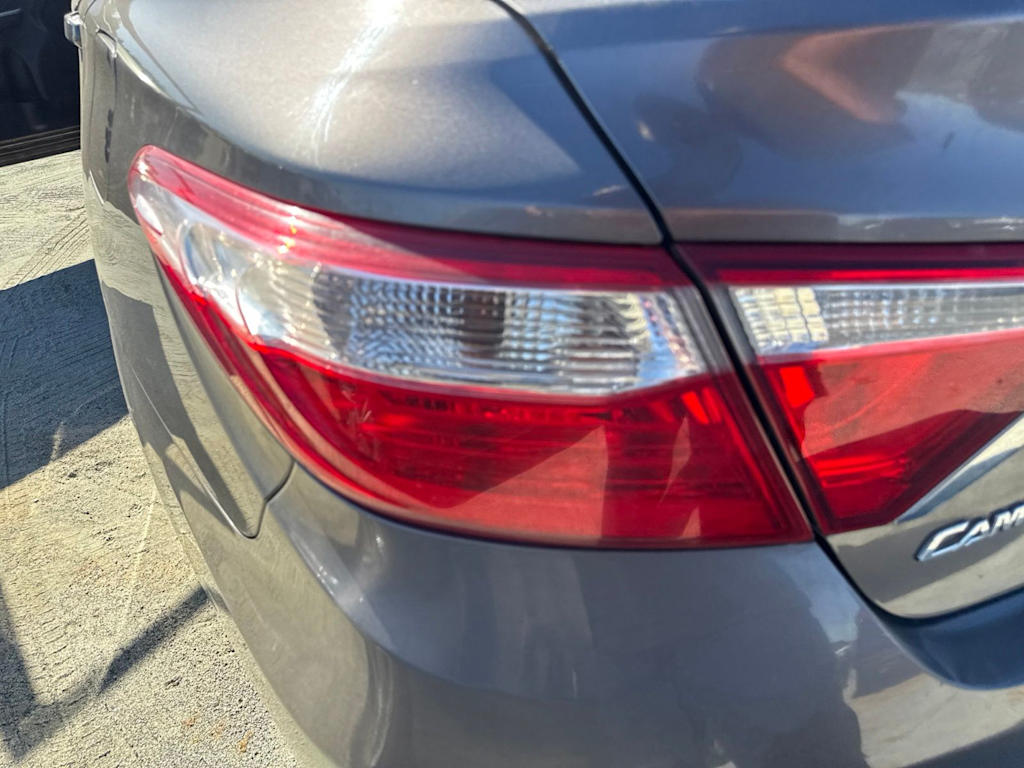 Thumbnail: 2015 Toyota Camry - 15
