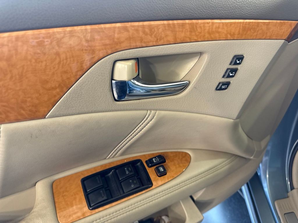 Thumbnail: 2005 Toyota Avalon - 23