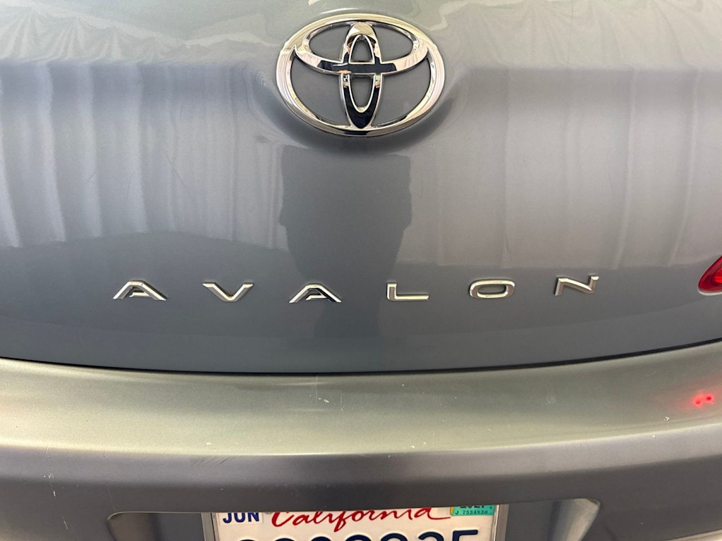 Thumbnail: 2005 Toyota Avalon - 22