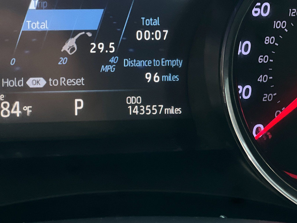 Thumbnail: 2019 Toyota Camry - 28