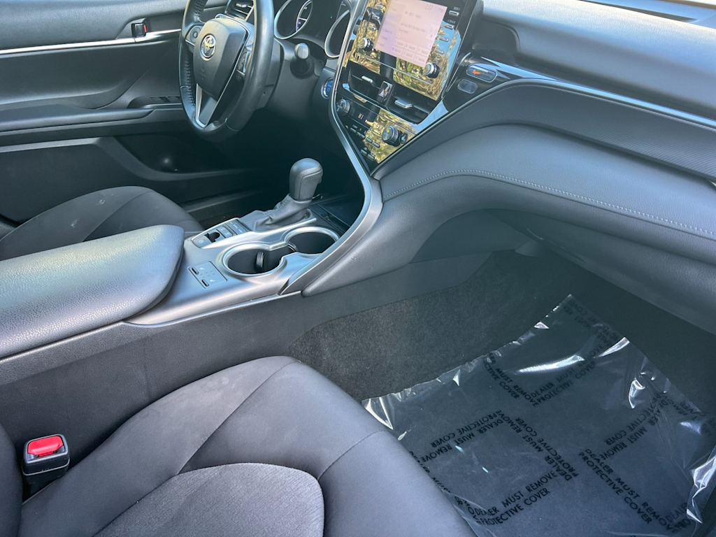 Thumbnail: 2022 Toyota Camry - 13
