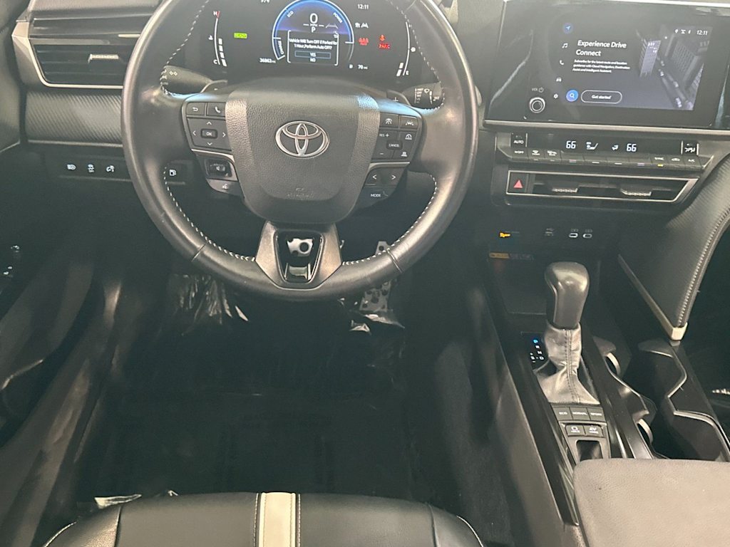 Thumbnail: 2025 Toyota Camry - 12