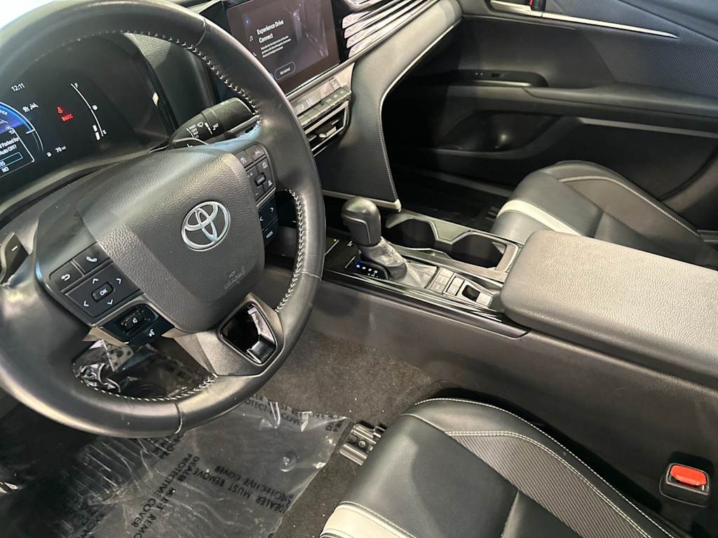 Thumbnail: 2025 Toyota Camry - 9