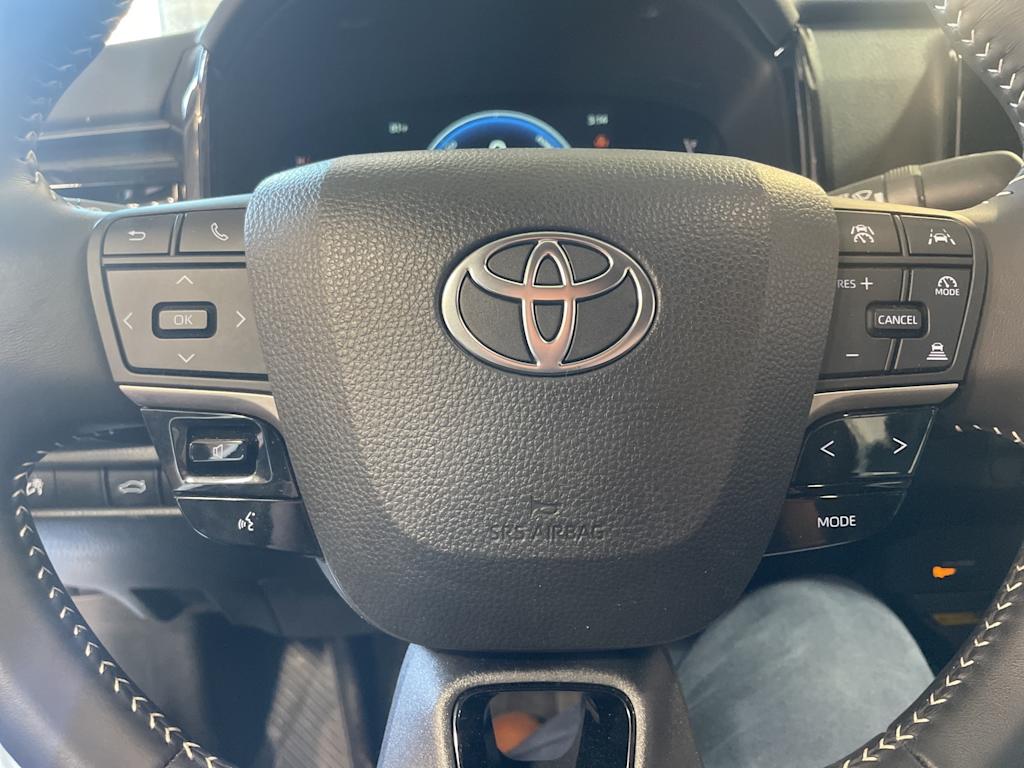 Thumbnail: 2025 Toyota Camry - 27