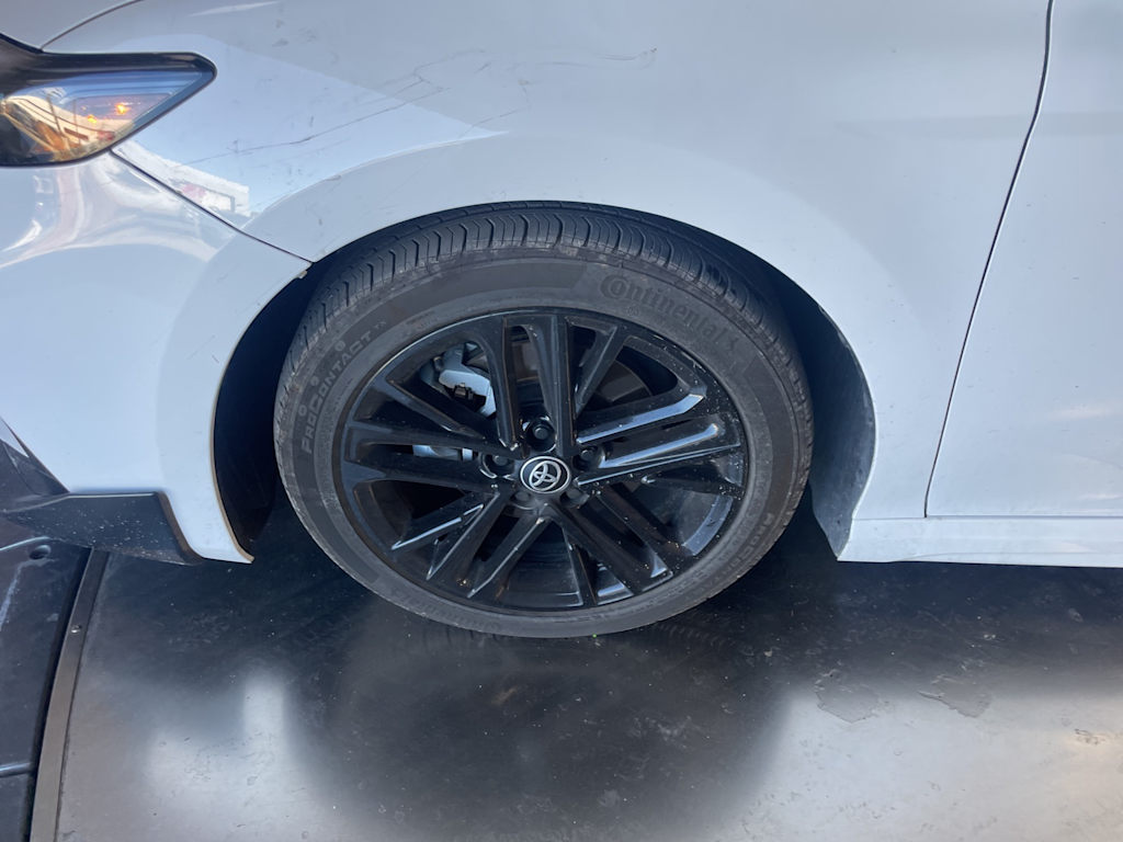 Thumbnail: 2025 Toyota Camry - 16