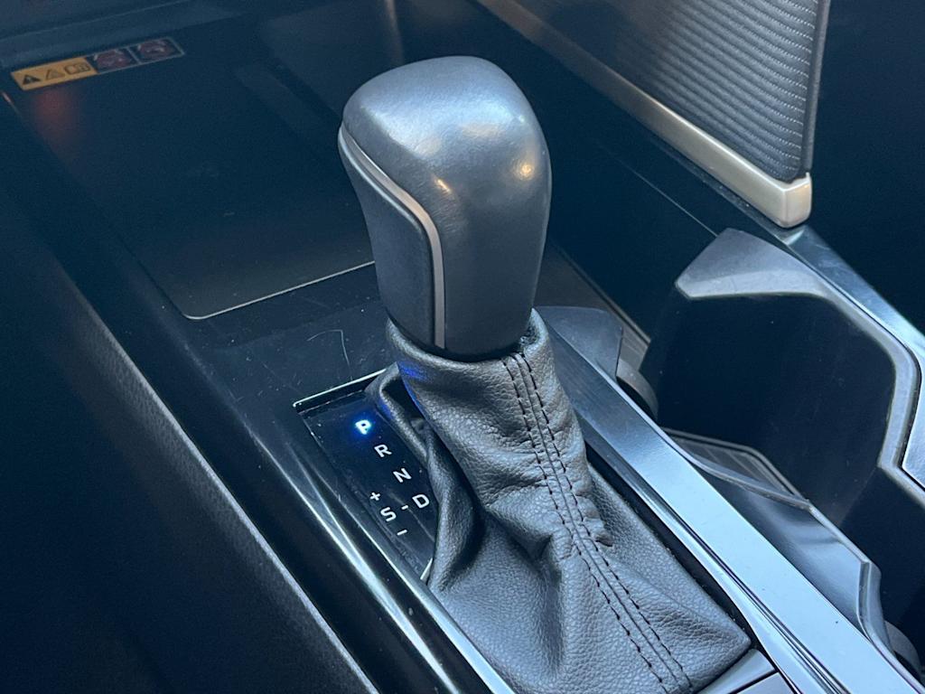 Thumbnail: 2025 Toyota Camry - 15