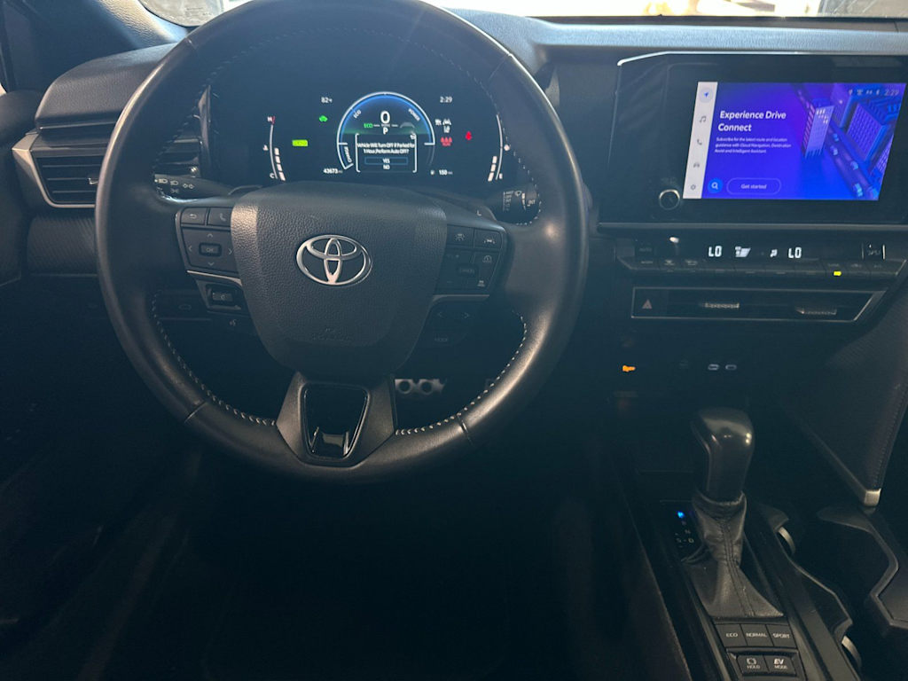 Thumbnail: 2025 Toyota Camry - 12