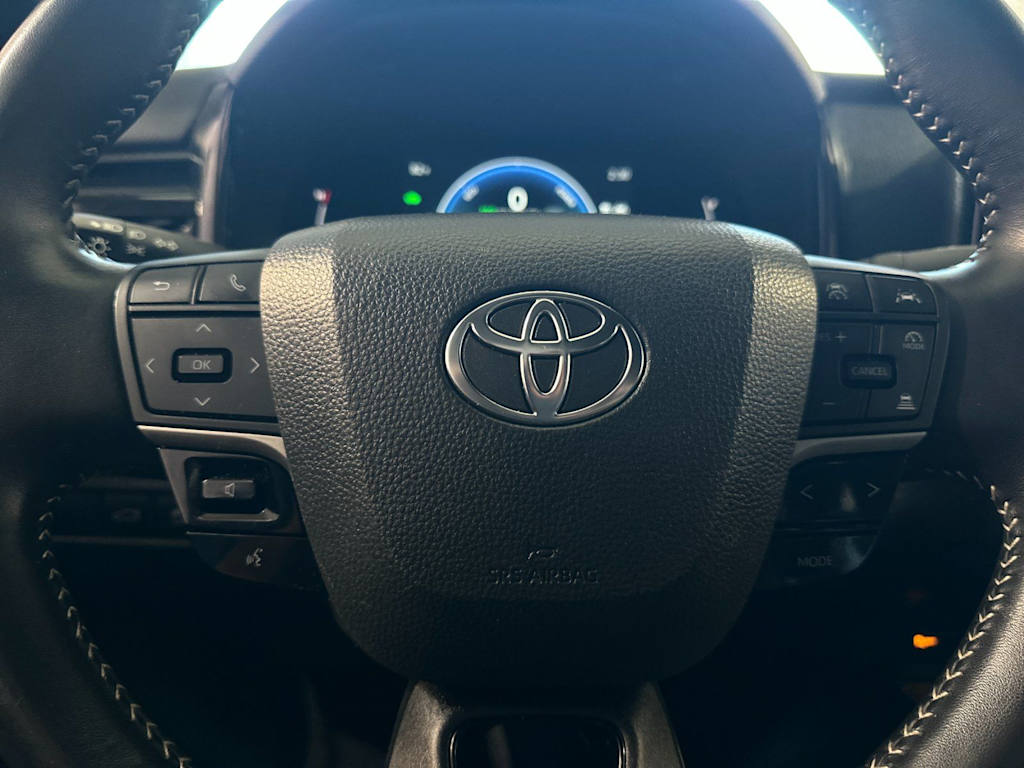 Thumbnail: 2025 Toyota Camry - 27