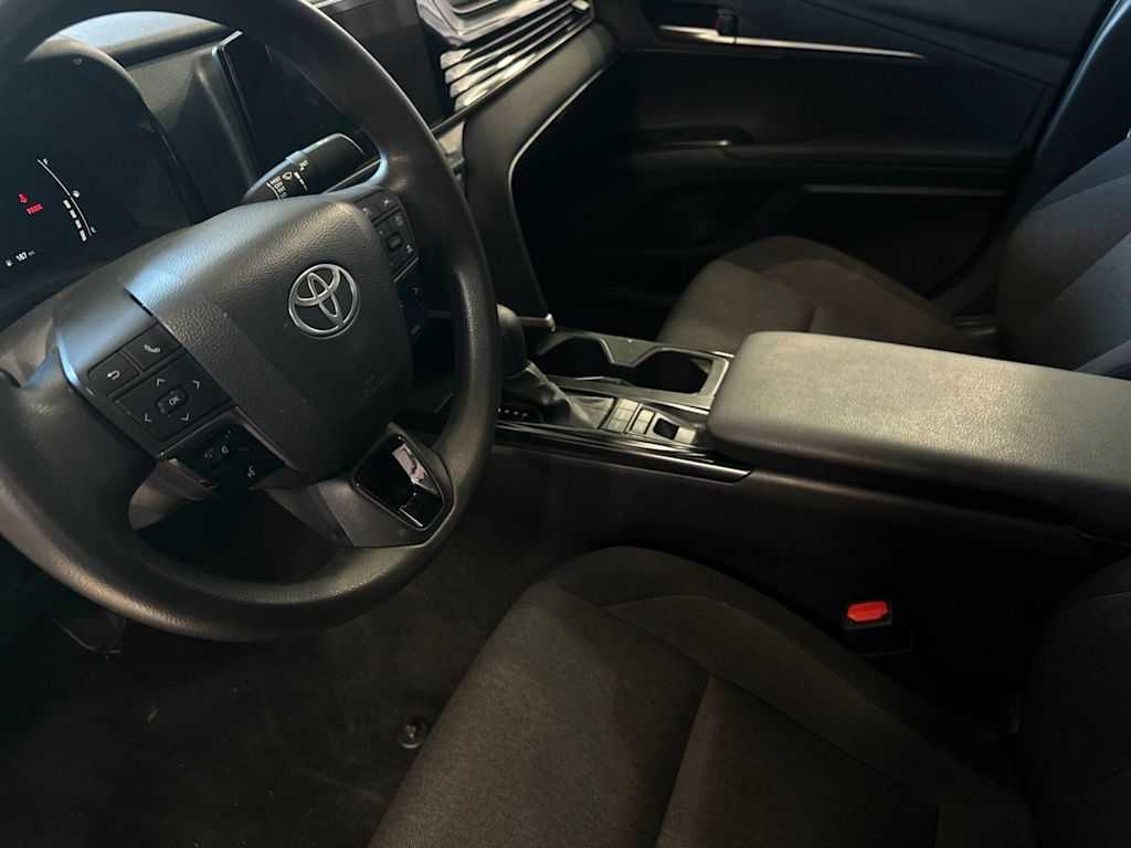 Thumbnail: 2025 Toyota Camry - 9