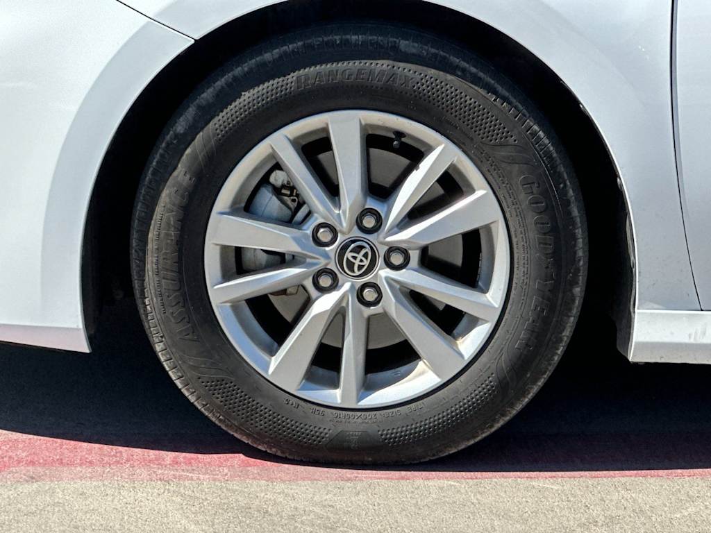 Thumbnail: 2025 Toyota Camry - 8