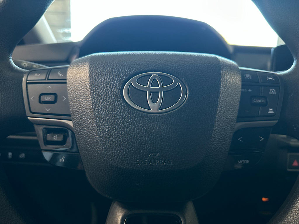 Thumbnail: 2025 Toyota Camry - 27