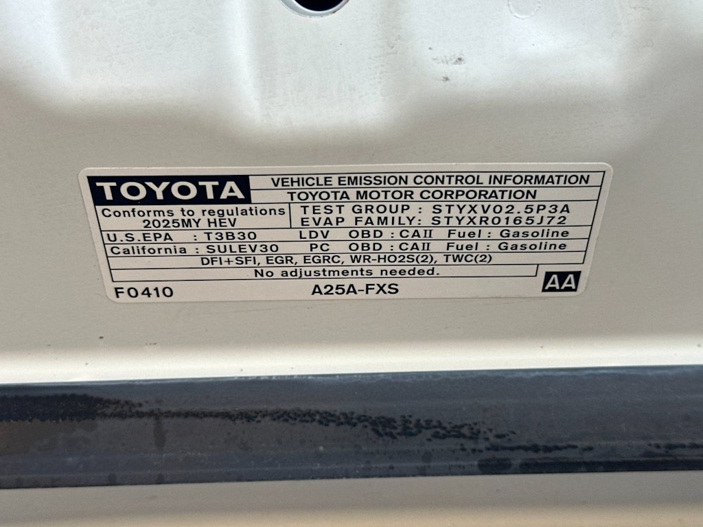 Thumbnail: 2025 Toyota Camry - 17