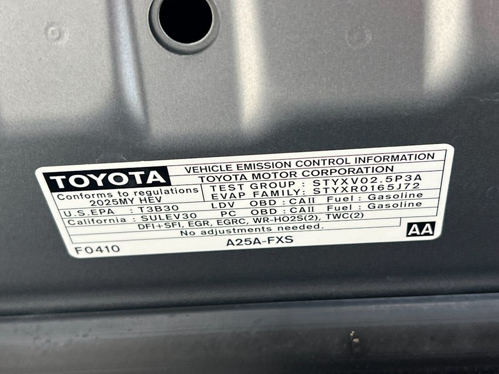 Thumbnail: 2025 Toyota Camry - 17